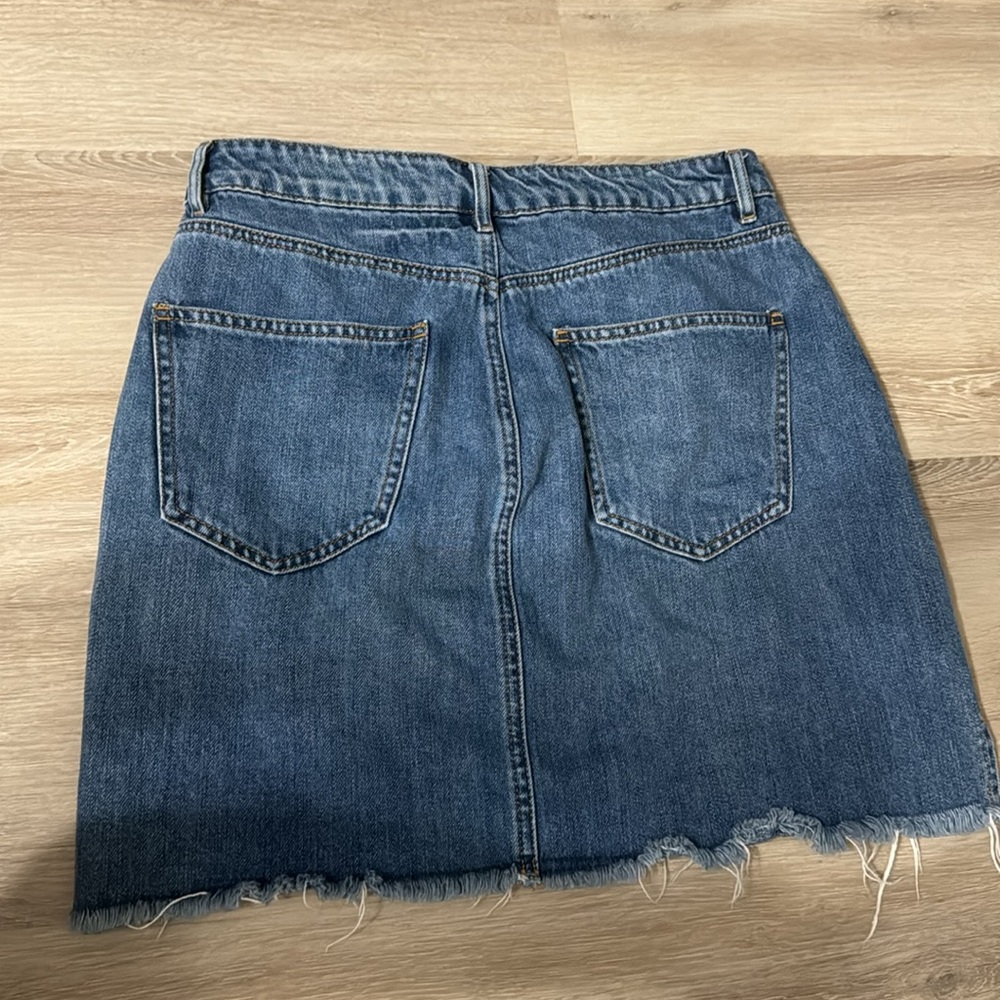 Denim skirt - Picture 2 of 3